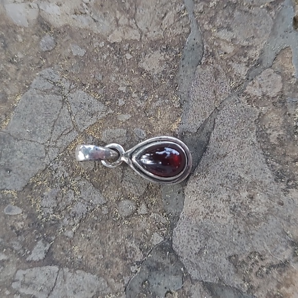 Unbranded Jewelry - Silver Red Garnet Color Pendant Dainty